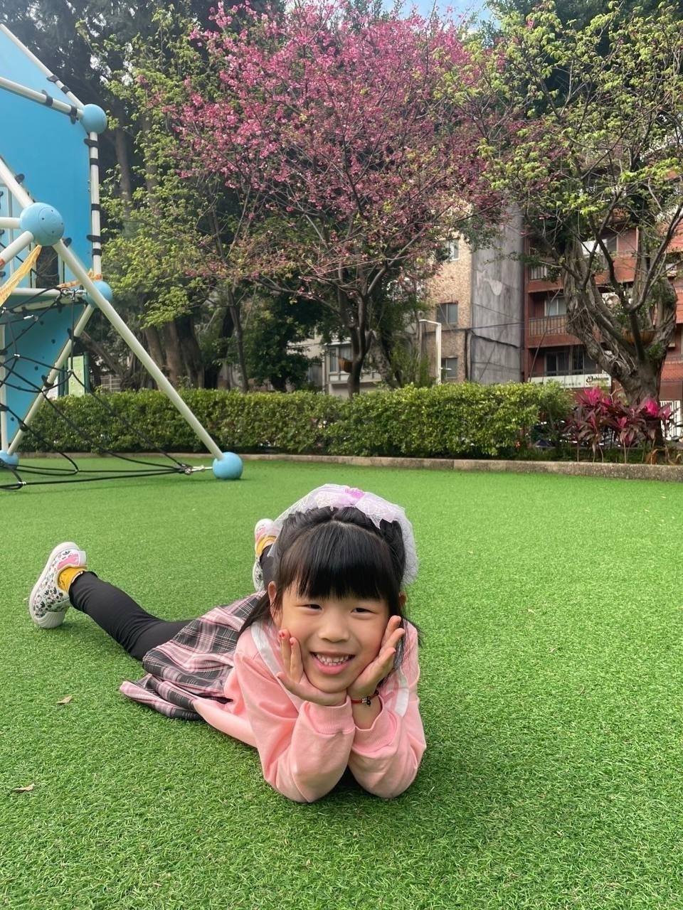 妍妍